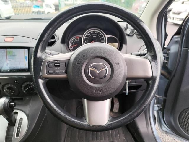 MAZDA DEMIO 2013 Image 31