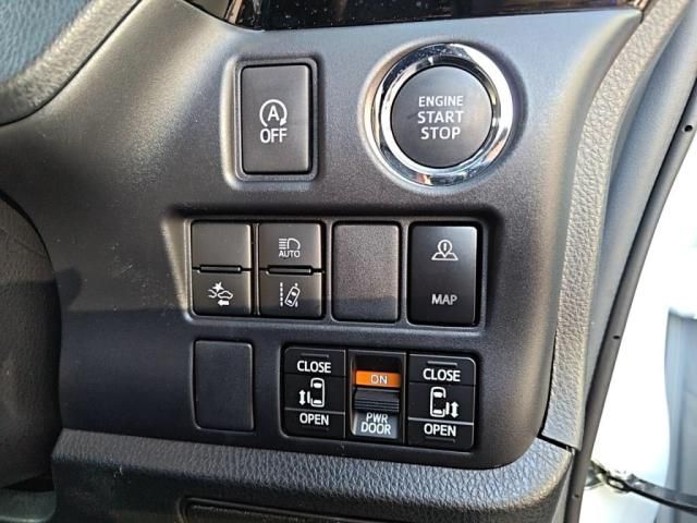 TOYOTA ESQUIRE 2021 Image 31