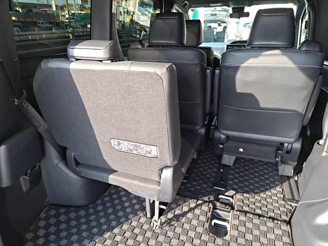 TOYOTA ESQUIRE 2021 Image 31