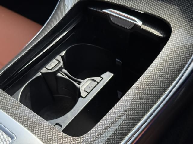 MERCEDES BENZ C CLAS 2022 Image 31