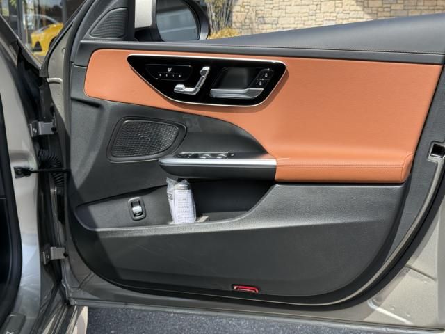 MERCEDES BENZ C CLAS 2022 Image 31