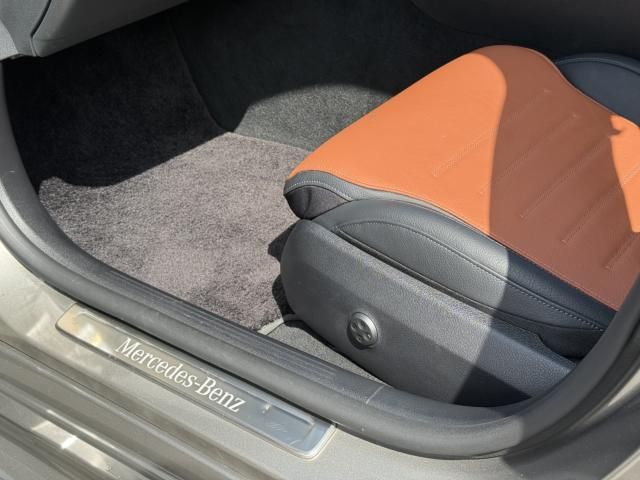 MERCEDES BENZ C CLAS 2022 Image 31