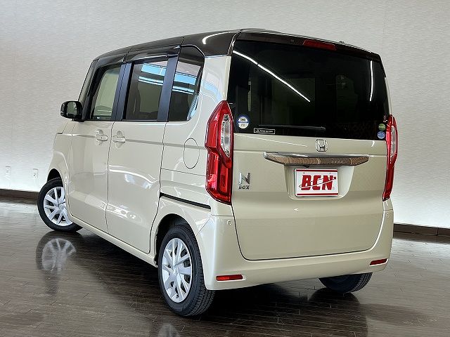 HONDA N BOX 2018 Image 31