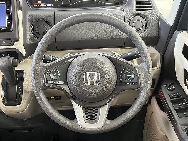 HONDA N BOX 2018 Image 31