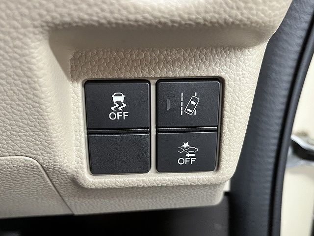 HONDA N BOX 2018 Image 31