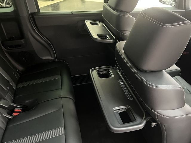 HONDA N BOX CUSTOM 2025 Image 31