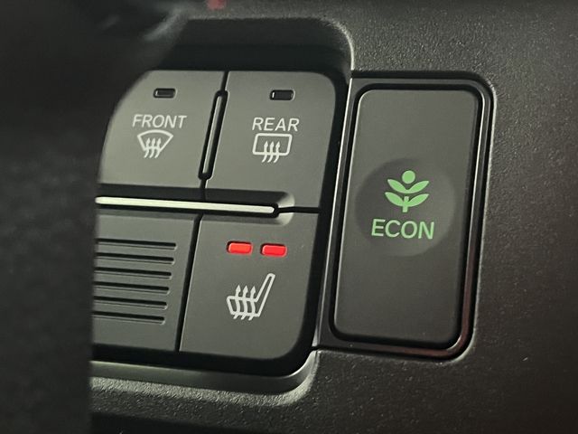 HONDA N BOX CUSTOM 2025 Image 31