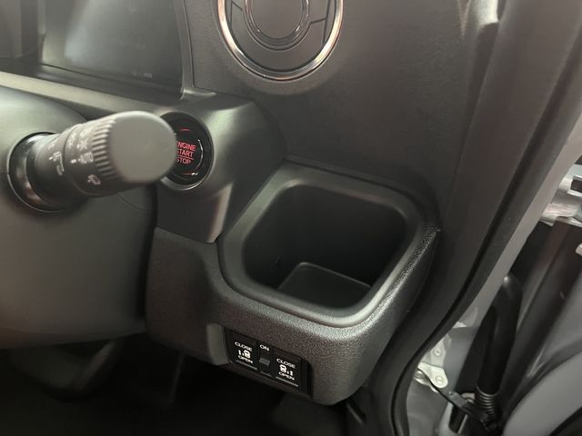 HONDA N BOX CUSTOM 2025 Image 31