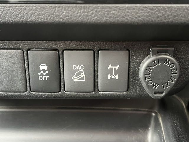 TOYOTA HILUX 4WD 2018 Image 31