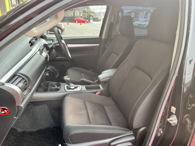 TOYOTA HILUX 4WD 2018 Image 31