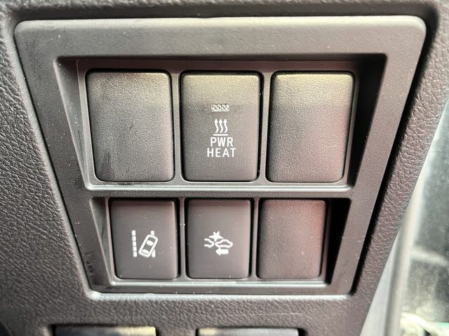 TOYOTA HILUX 4WD 2018 Image 31