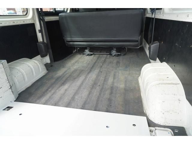 TOYOTA HIACE VAN 1.25T 2WD 2017 Image 31