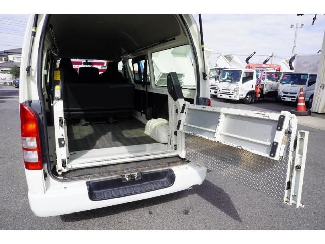 TOYOTA HIACE VAN 1.25T 2WD 2017 Image 31