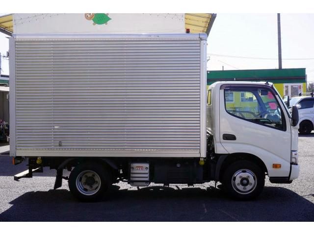 HINO DUTRO 2020 Image 31