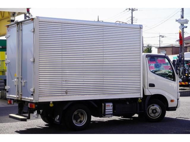 HINO DUTRO 2020 Image 31