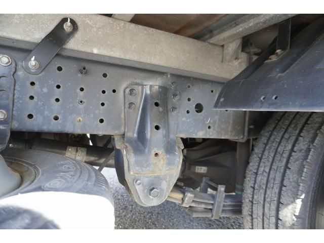 HINO DUTRO 2020 Image 31