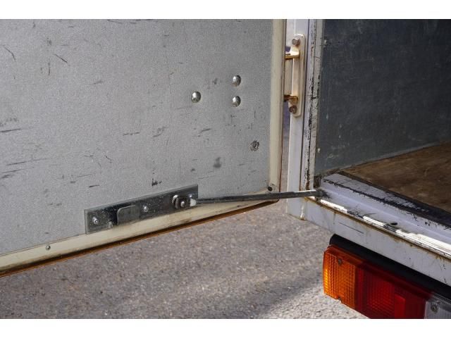 HINO DUTRO 2020 Image 31