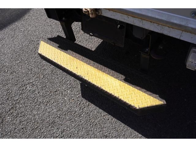 HINO DUTRO 2020 Image 31