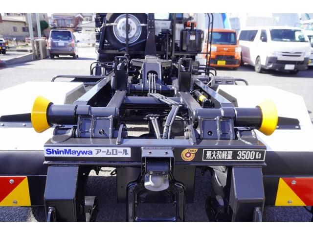 MITSUBISHI FUSOU FIGHTER 2024 Image 31