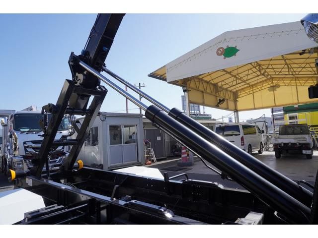 MITSUBISHI FUSOU FIGHTER 2024 Image 31