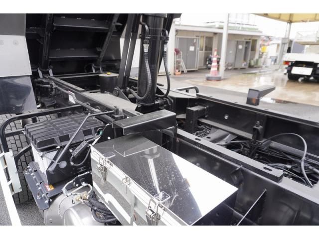 MITSUBISHI FUSOU FIGHTER 2024 Image 31