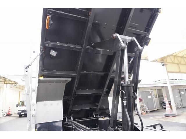 MITSUBISHI FUSOU FIGHTER 2024 Image 31