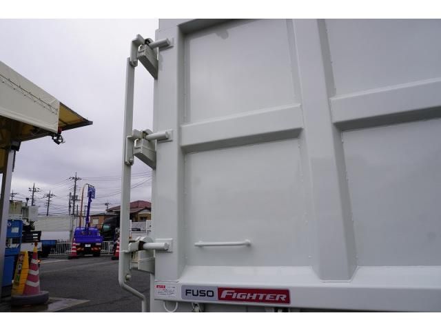 MITSUBISHI FUSOU FIGHTER 2024 Image 31