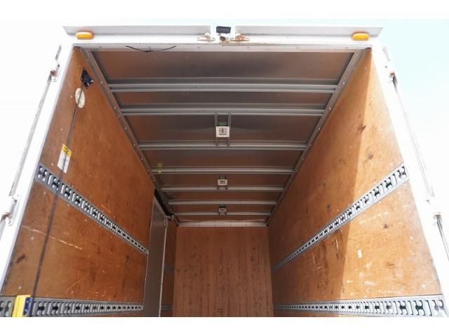 MITSUBISHI CANTER 2019 Image 31