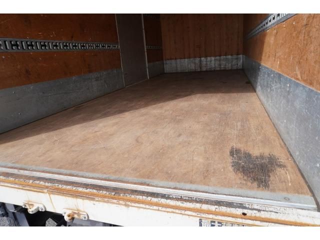 MITSUBISHI CANTER 2019 Image 31