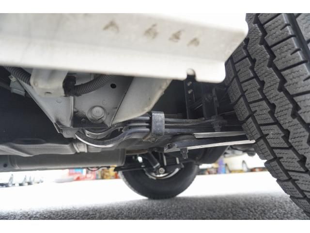 TOYOTA HIACE VAN 1.25T 2WD 2015 Image 31