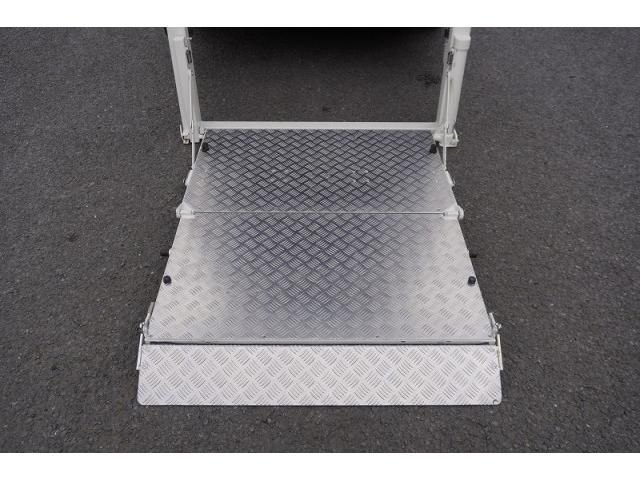 TOYOTA HIACE VAN 1.25T 2WD 2015 Image 31