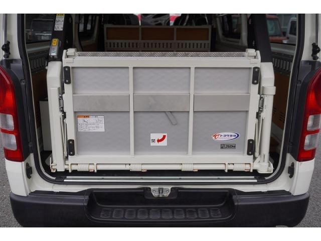 TOYOTA HIACE VAN 1.25T 2WD 2015 Image 31