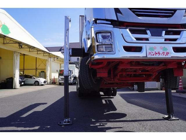 ISUZU GIGA 2018 Image 31