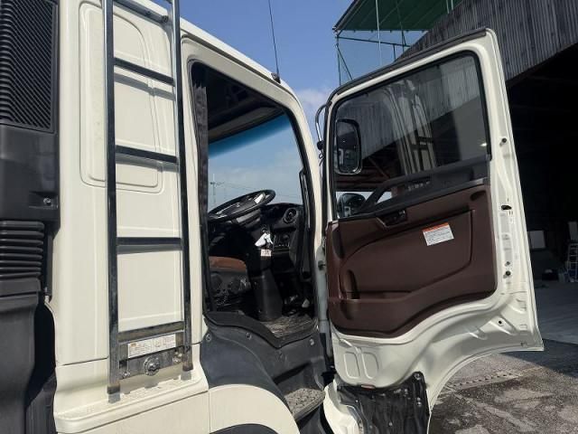 HINO PROFIA 2019 Image 31