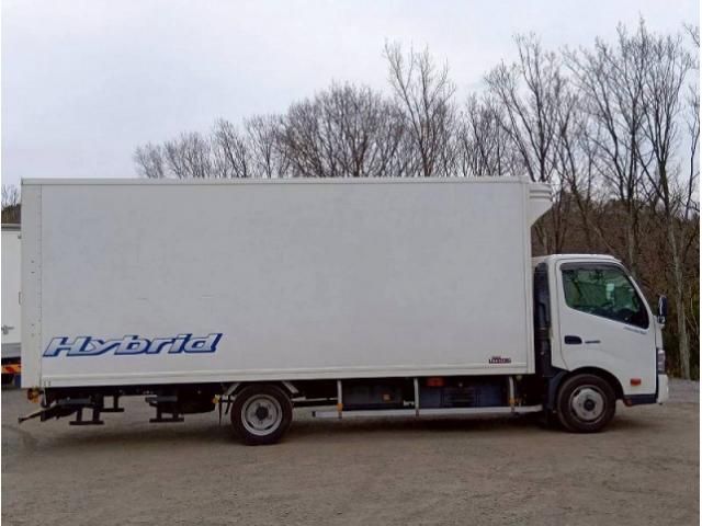 HINO DUTRO 2017 Image 31