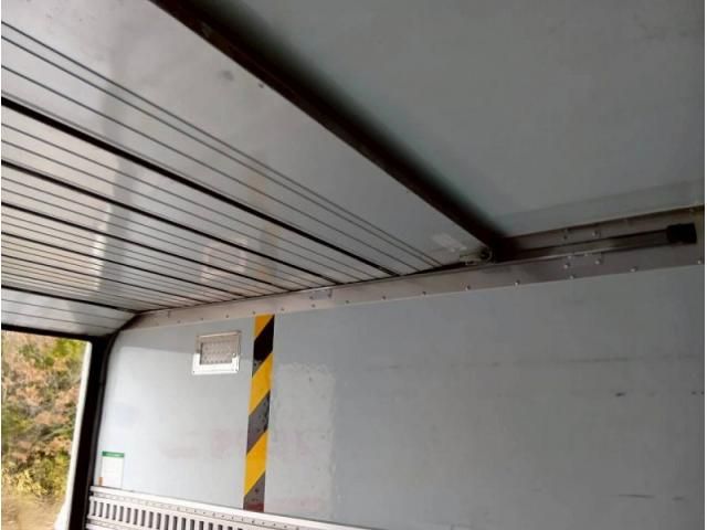 HINO DUTRO 2017 Image 31