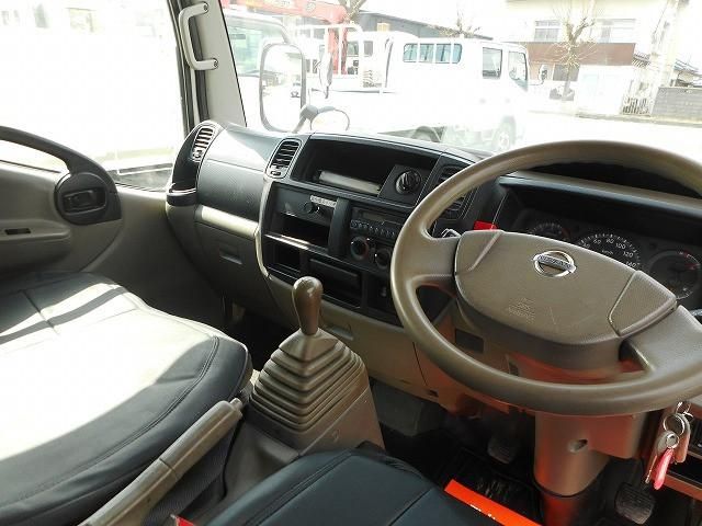 NISSAN ATLAS 2015 Image 31