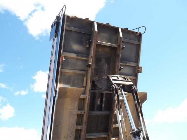 MITSUBISHI FUSOU SUPER GREAT 2013 Image 31