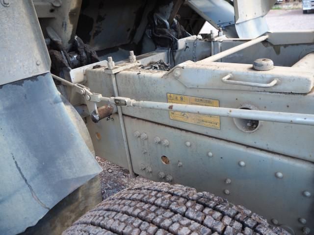 MITSUBISHI FUSOU SUPER GREAT 2013 Image 31