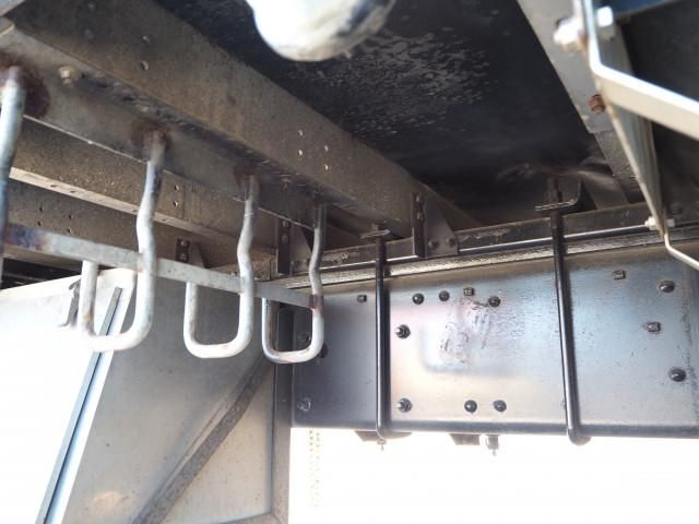 MITSUBISHI FUSOU SUPER GREAT 2011 Image 31