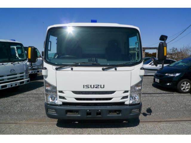 ISUZU ELF 2018 Image 31