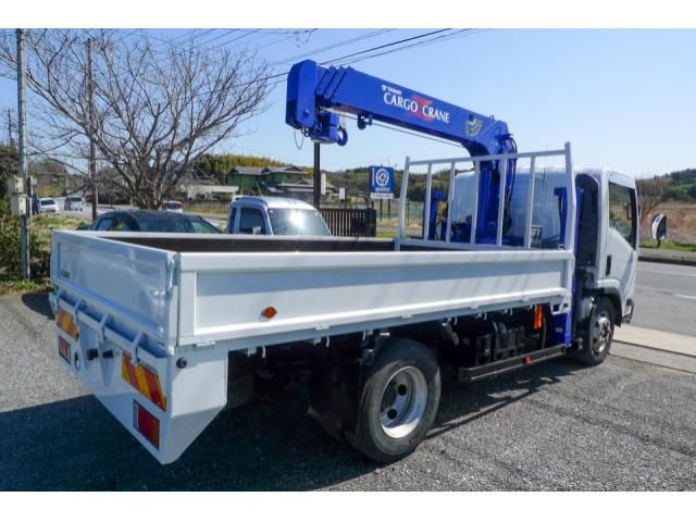 ISUZU ELF 2018 Image 31