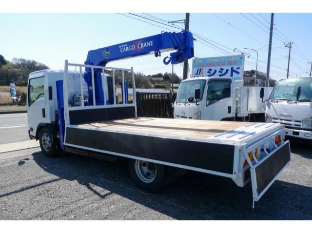 ISUZU ELF 2018 Image 31