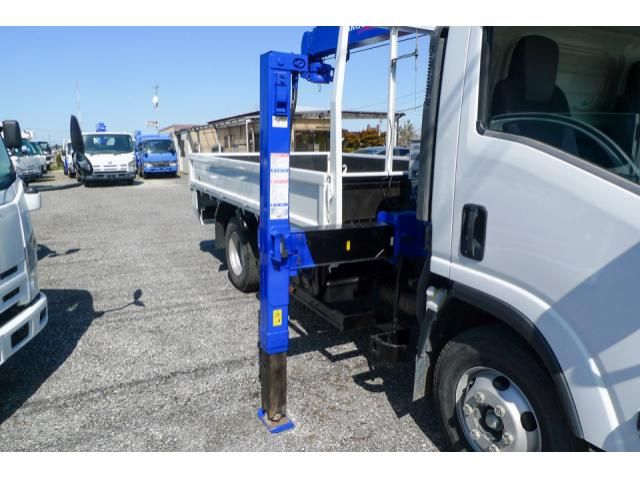 ISUZU ELF 2018 Image 31