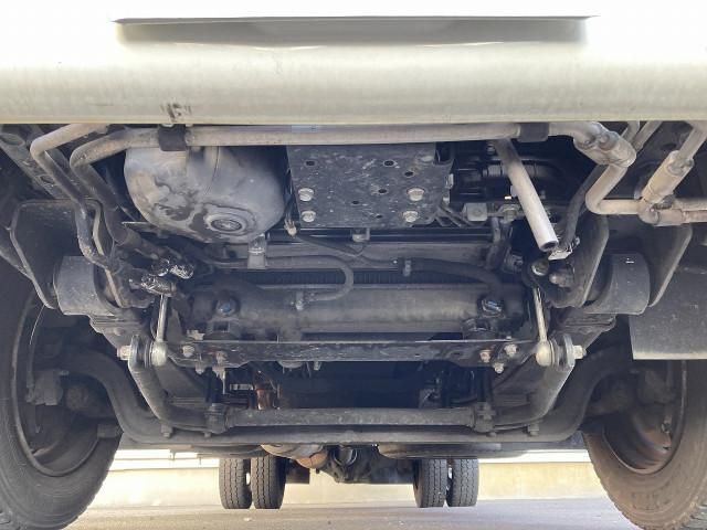 MITSUBISHI CANTER 2015 Image 31