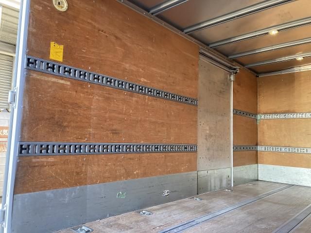 MITSUBISHI CANTER 2015 Image 31