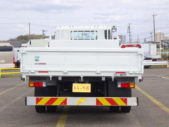 MITSUBISHI CANTER 2018 Image 31