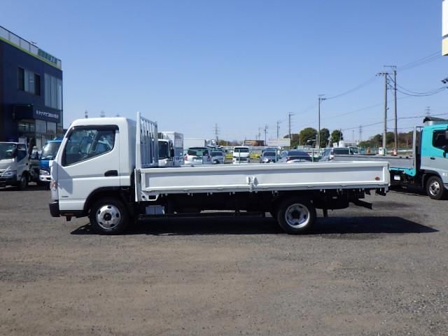 MITSUBISHI CANTER 2018 Image 31