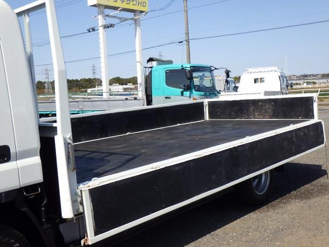 MITSUBISHI CANTER 2018 Image 31