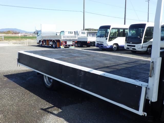 MITSUBISHI CANTER 2018 Image 31